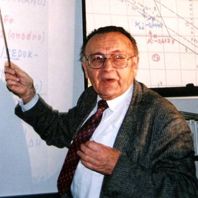 Ivan Esih (1929. - 2015.)